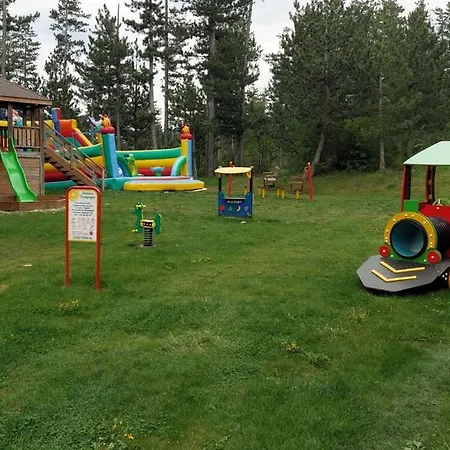 сладко студио в пирин с голф и комплекс Apartment