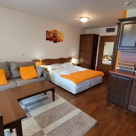 сладко студио в пирин с голф и комплекс Apartment
