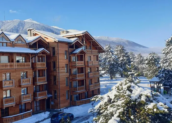 сладко студио в пирин с голф и комплекс Razlog