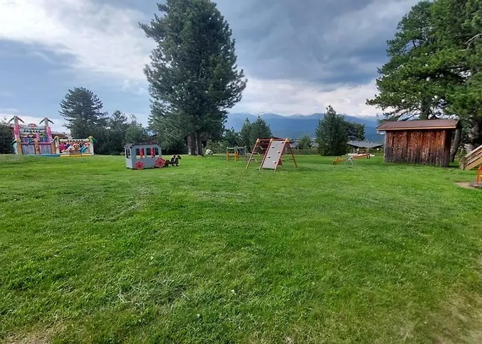 сладко студио в пирин с голф и комплекс Razlog